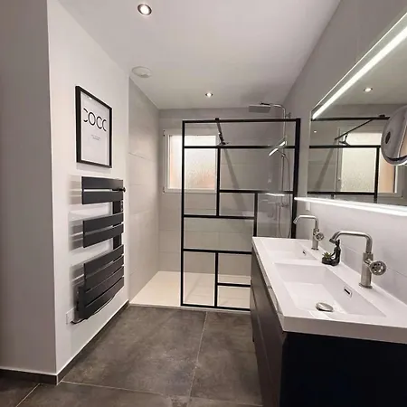 4 Chambres, Climatisation Piscine Chauffee Et Privee * Lacanau